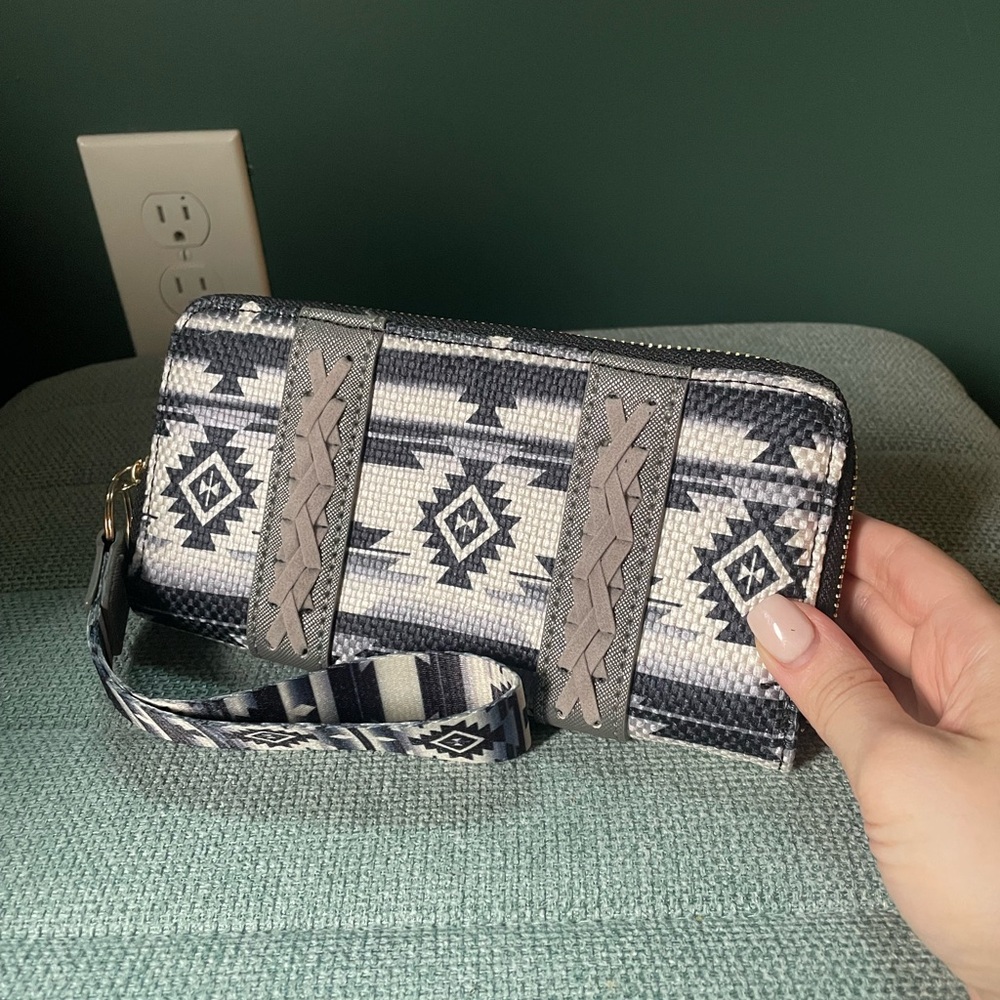 Stylish Gray and Black Patterned Women's Clutch